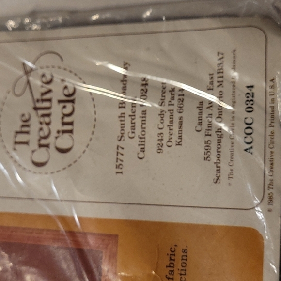 Crewel Embroidery Kit NWT - Picture 3 of 6